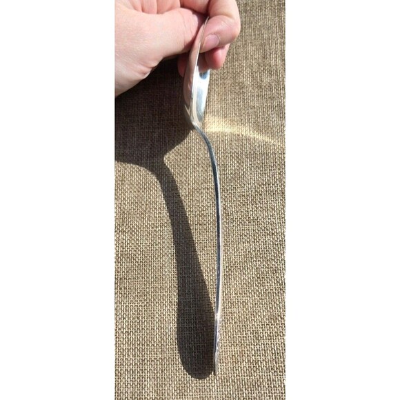 1 Vintage Oneida Community Tudor Queen Bess II Silver Plate 1946 Serving Spoon - Picture 12 of 13